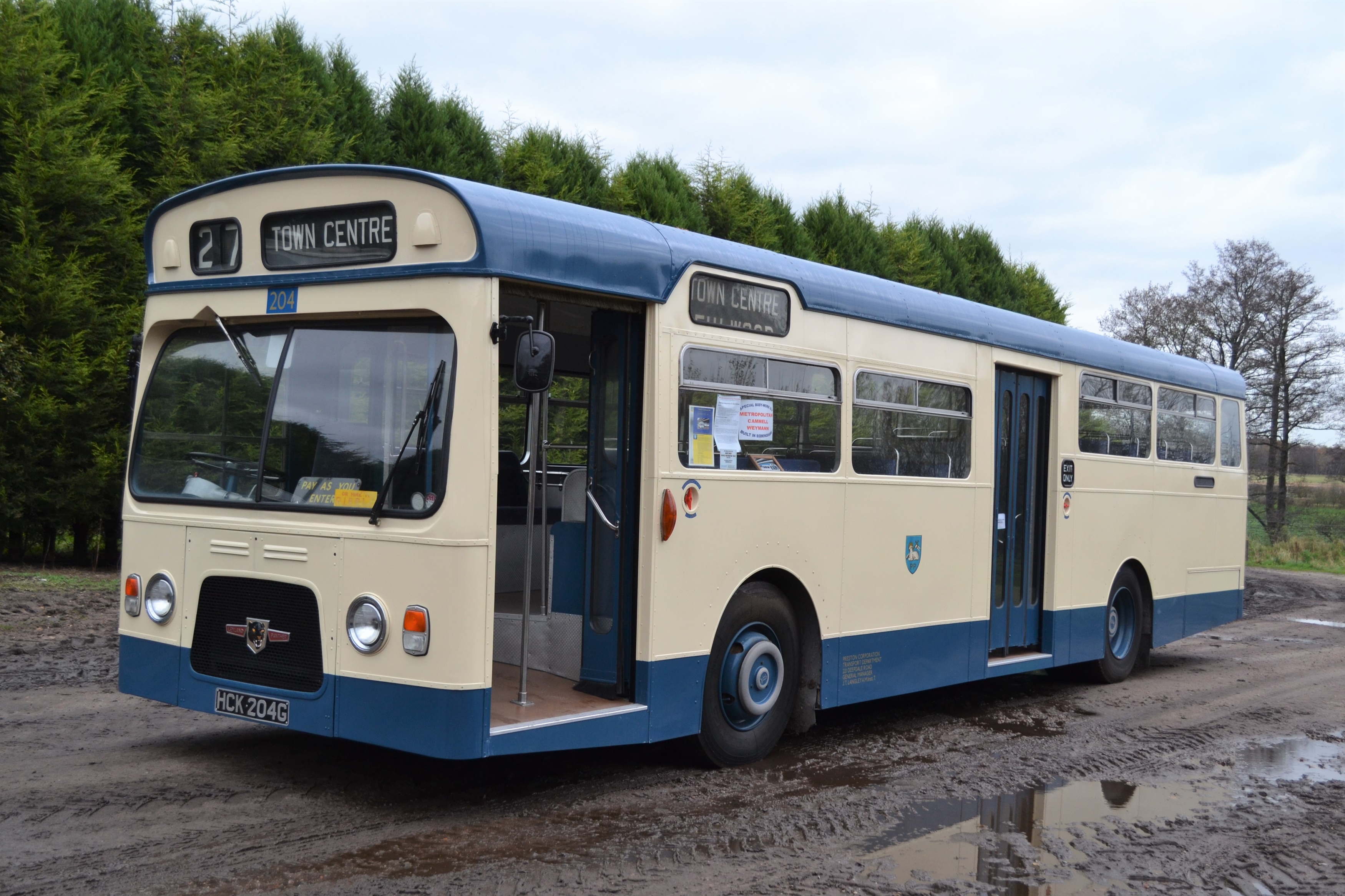 Lot 22 1968 Leyland Panther SingleDeck Bus