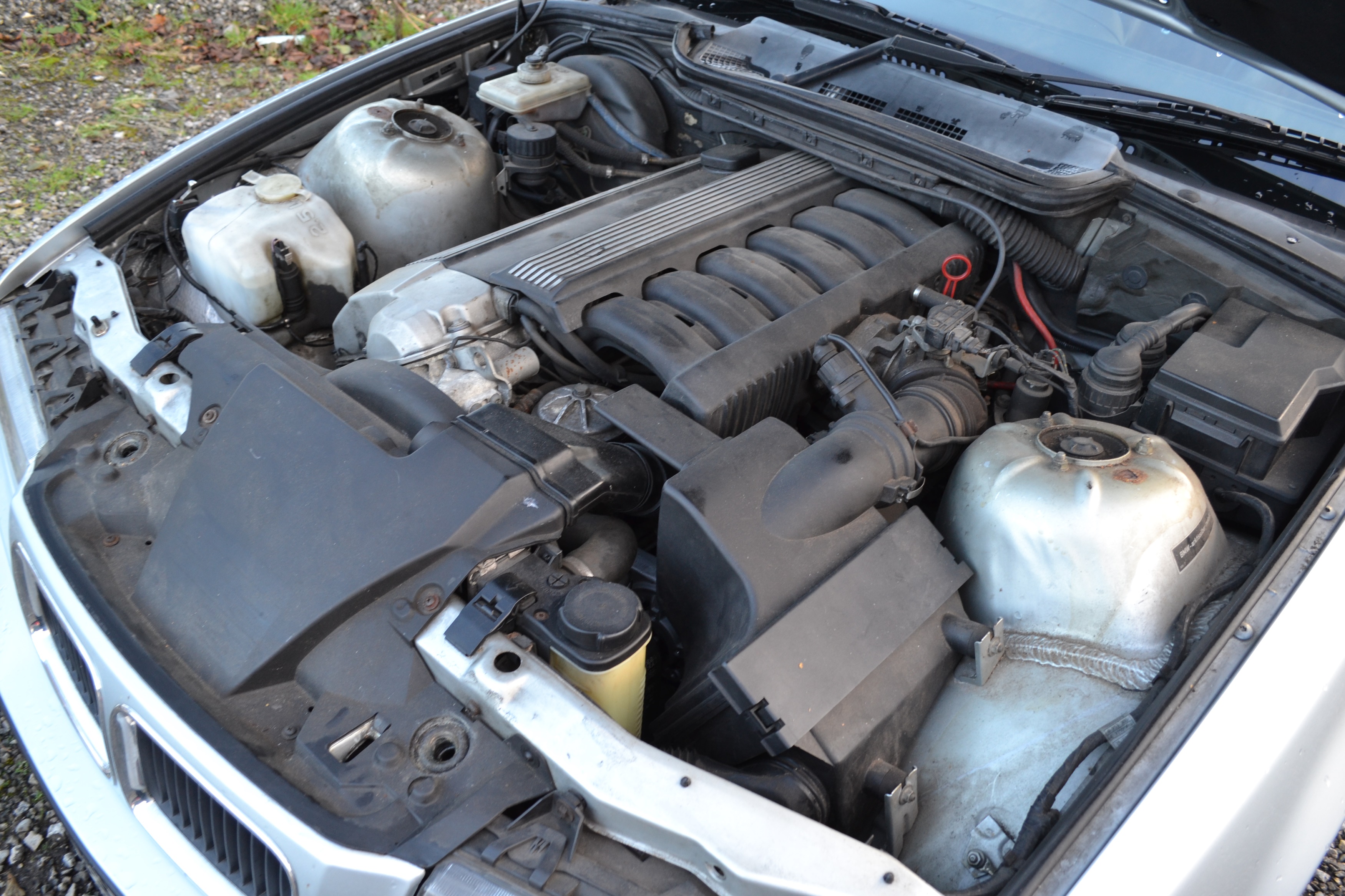 Lot 18 - 1994 BMW 325i Coupe Individual