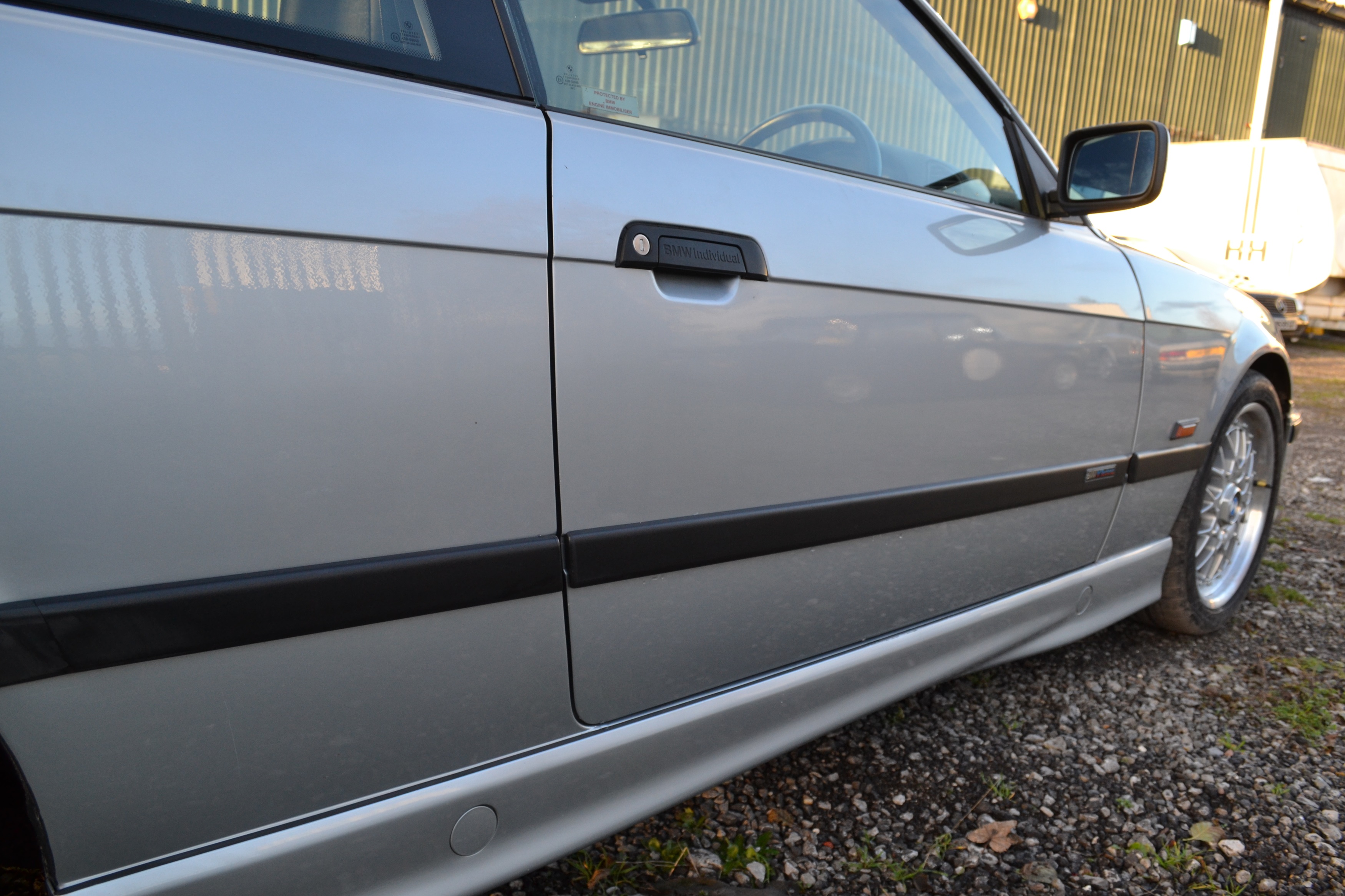 Lot 18 - 1994 BMW 325i Coupe Individual