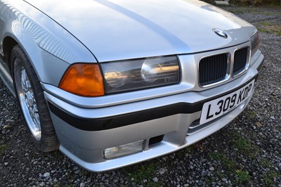 Lot 18 - 1994 BMW 325i Coupe Individual