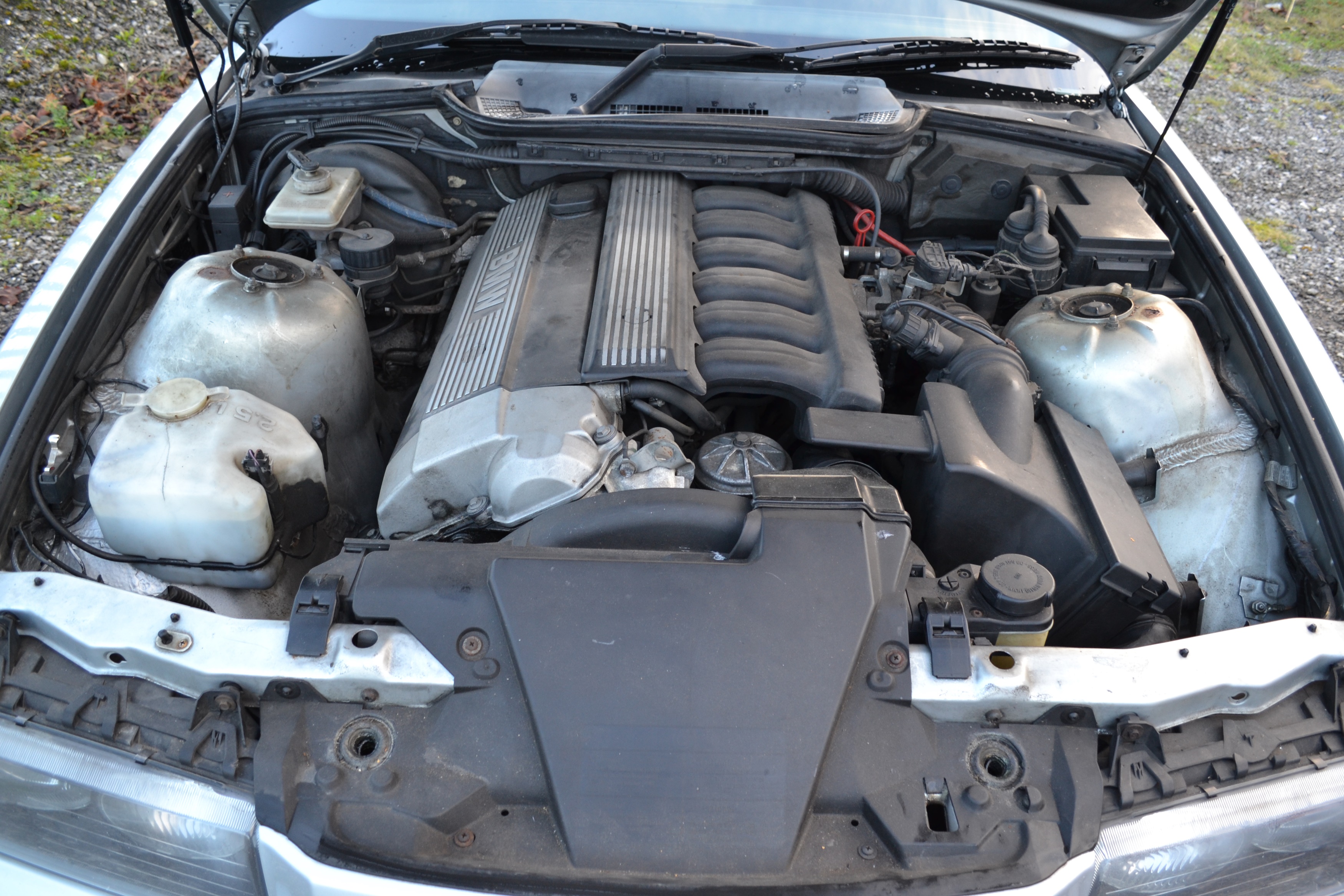 Lot 18 - 1994 BMW 325i Coupe Individual