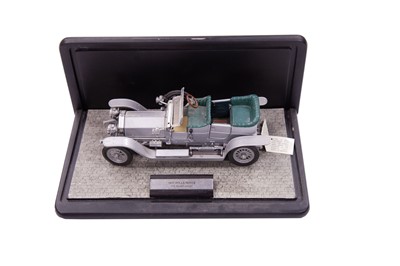 Lot 114 - Rolls Royce 40/50HP 'Silver Ghost' 1:24 Scale Model by Franklin Mint