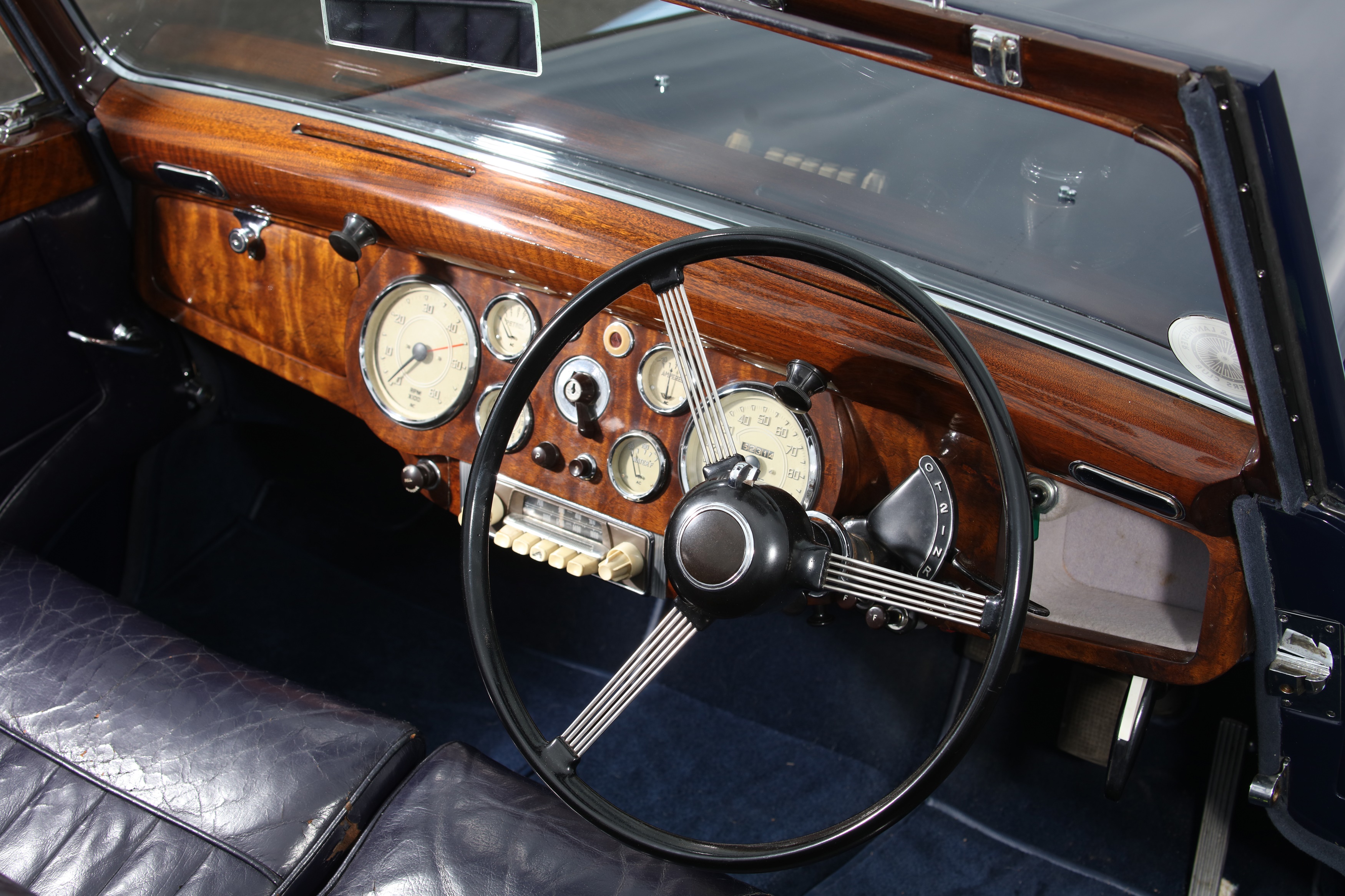 Lot 76 - 1952 Daimler DB18 Special Sports Drophead