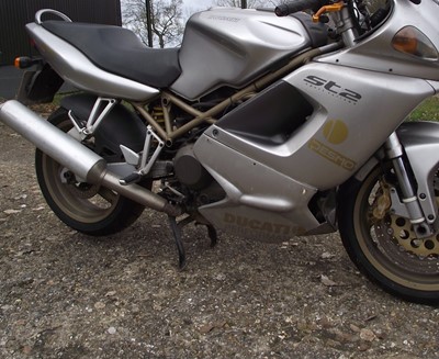 Lot 136 - 1998 Ducati ST2