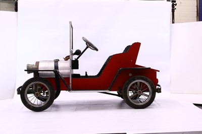 Lot 95 - A Makeshift Childs Electric Car - 'The Mayfair'