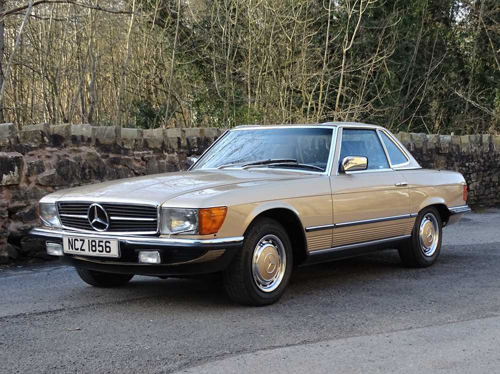 Lot 30 - 1985 Mercedes-Benz 280 SL