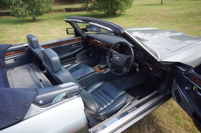 Lot 37 - 1991 Jaguar XJS V12 Convertible
