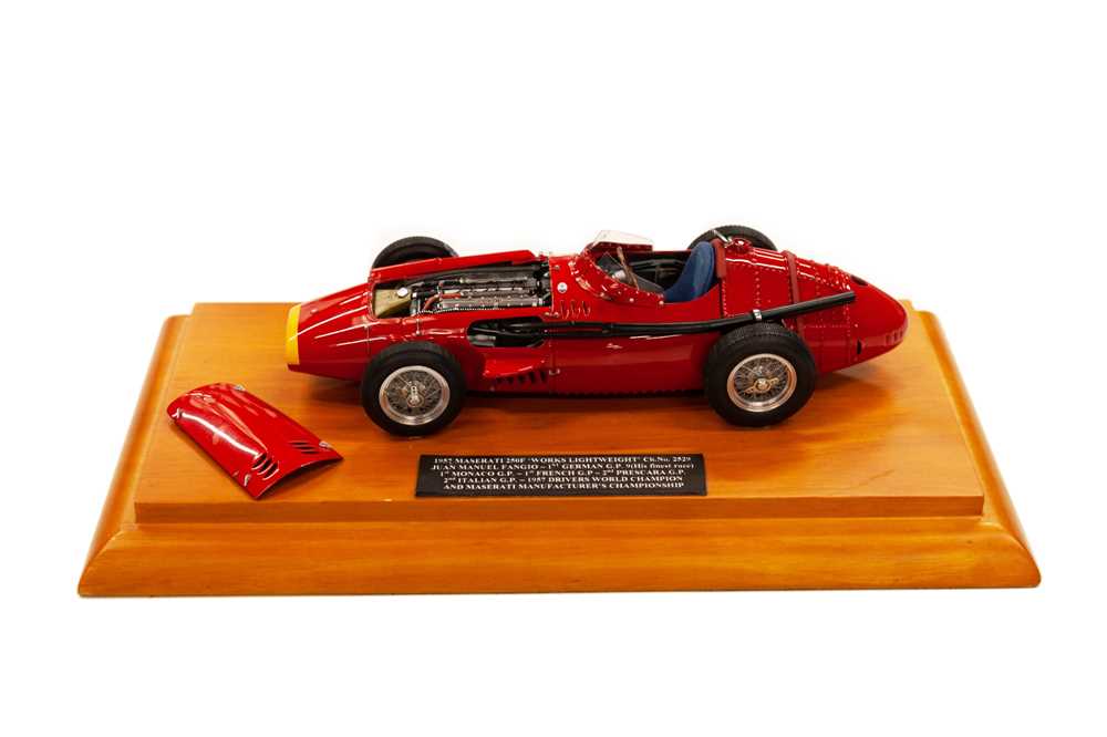 Lot 563 - 1:18 scale Maserati 250F Model in Display Case