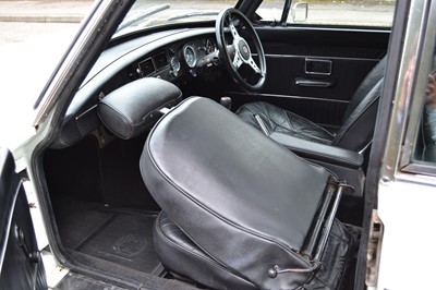 Lot 317 - 1974 MG B GT V8