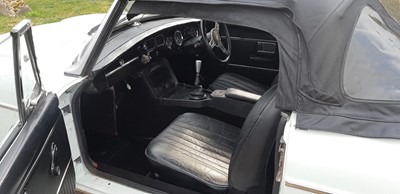 Lot 357 - 1976 MG B Roadster