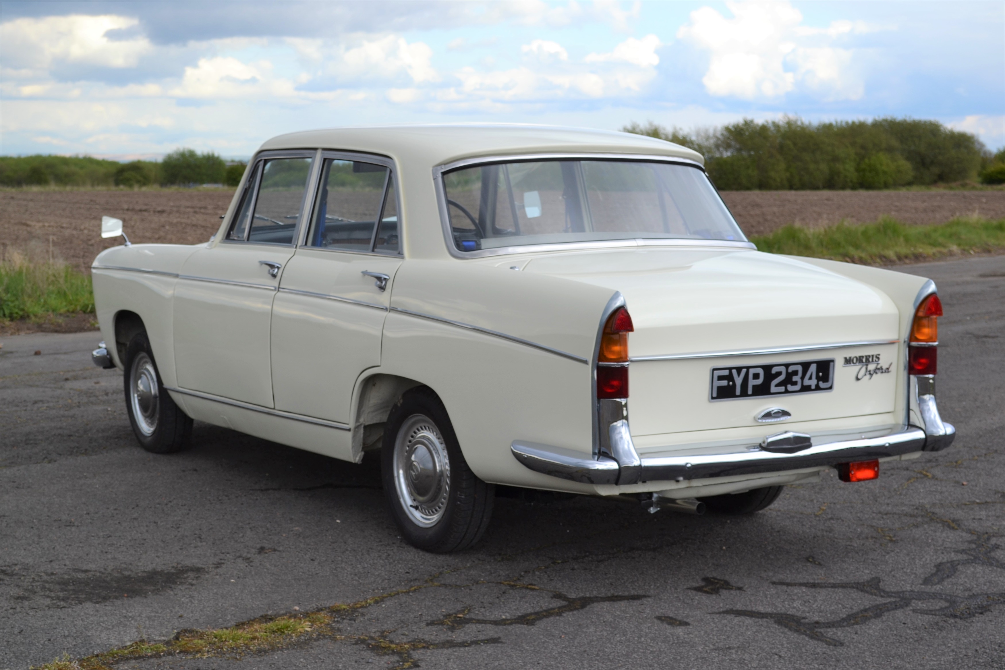 Lot 344 1971 Morris Oxford Series VI