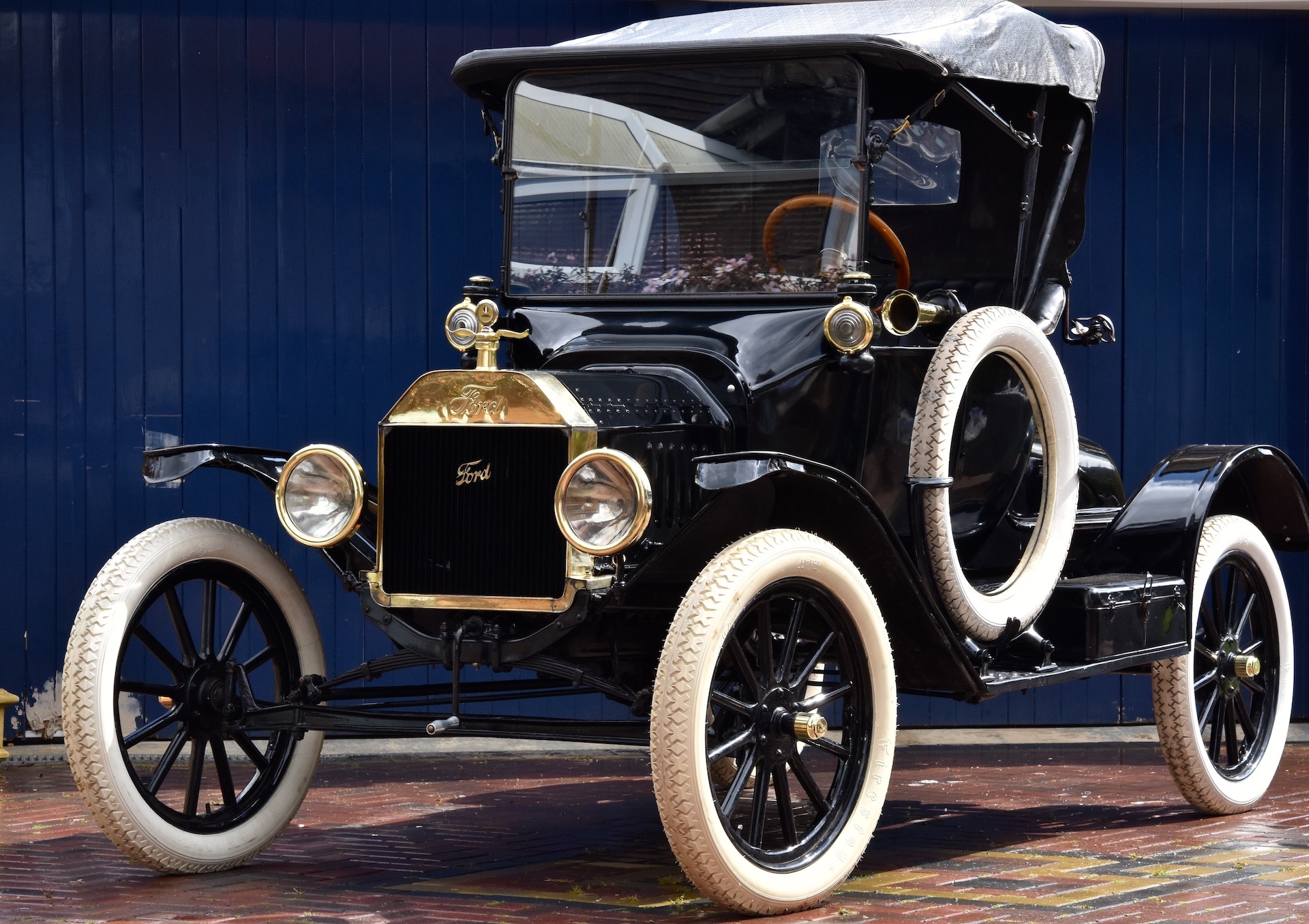 Lot 102 - 1915 Ford Model T Runabout