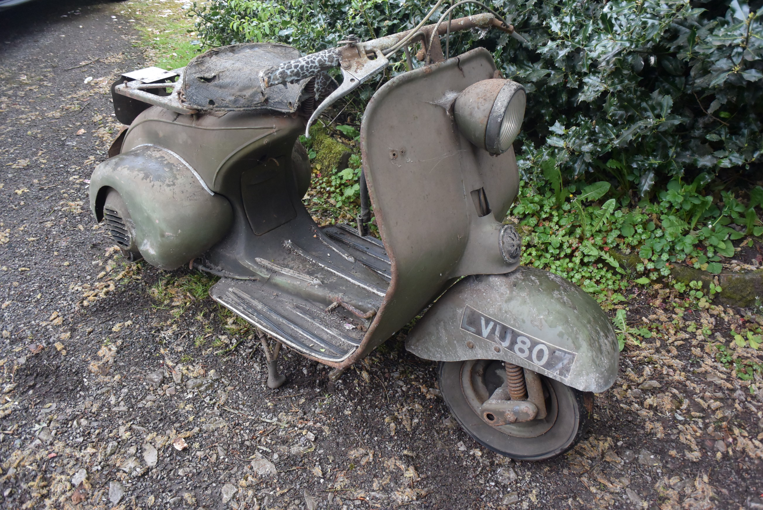 Lot 24 - 1951 Vespa Douglas 125