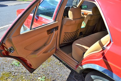 Lot 363 - 1985 Mercedes-Benz 280 SE