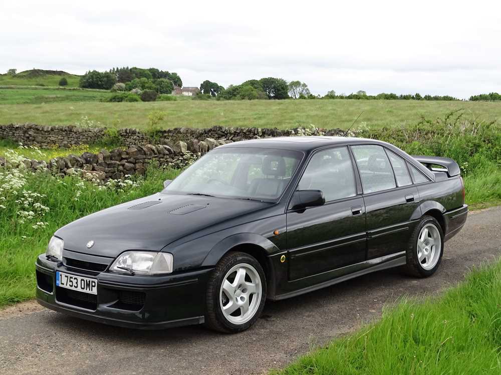 Lot 64 - 1993 Vauxhall Lotus Carlton