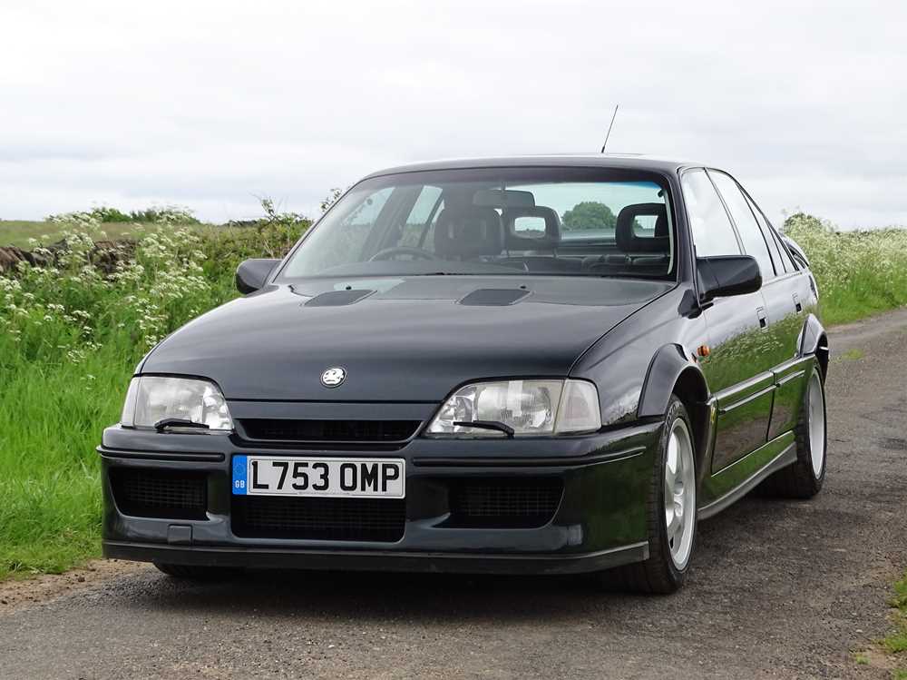 Lot 64 - 1993 Vauxhall Lotus Carlton