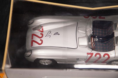 Lot 471 - Stirling Moss Mercedes-Benz 300 SLR 1/18 Scale Model by Maisto (Signed)