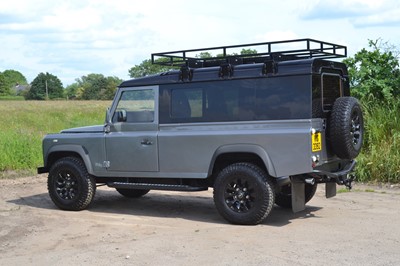 Lot 65 - 2004 Land Rover Defender 110 TD5