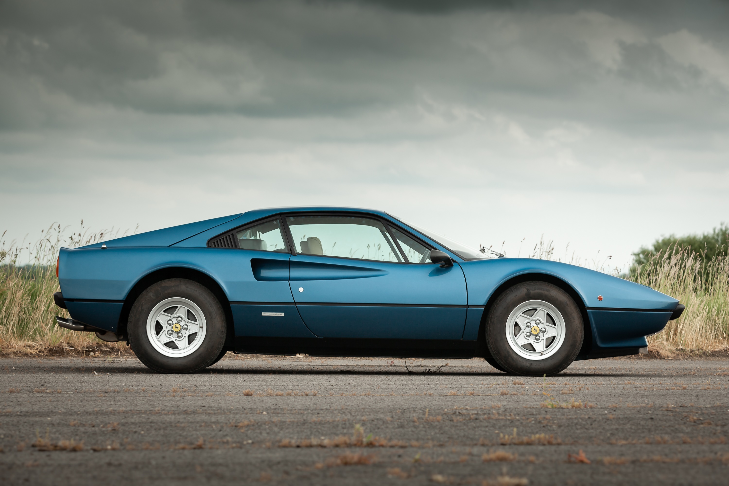 Ferrari 308 gtb vetroresina