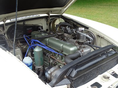 Lot 33 - 1968 MG C GT