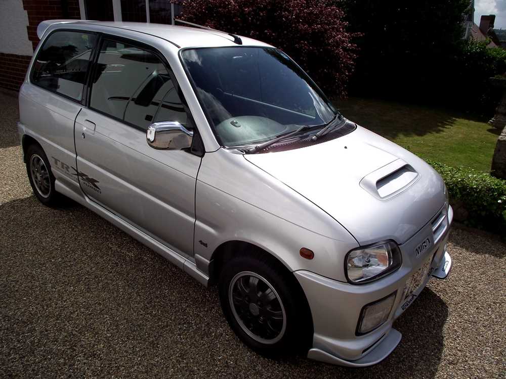 Lot 36 - 1999 Daihatsu Cuore Avanzato TR-XX R4