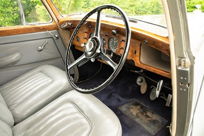 Lot 16 - 1951 Bentley MKVI