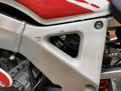 Lot 75 - 1992 Honda CBR Fireblade