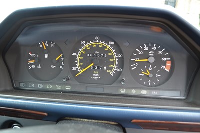 Lot 336 - 1994 Mercedes-Benz E220 Coupe