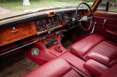 Lot 11 - 1968 Jaguar 420G
