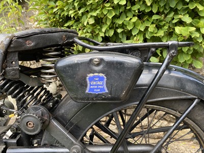 Lot 128 - 1941 New Imperial Model 76 Deluxe