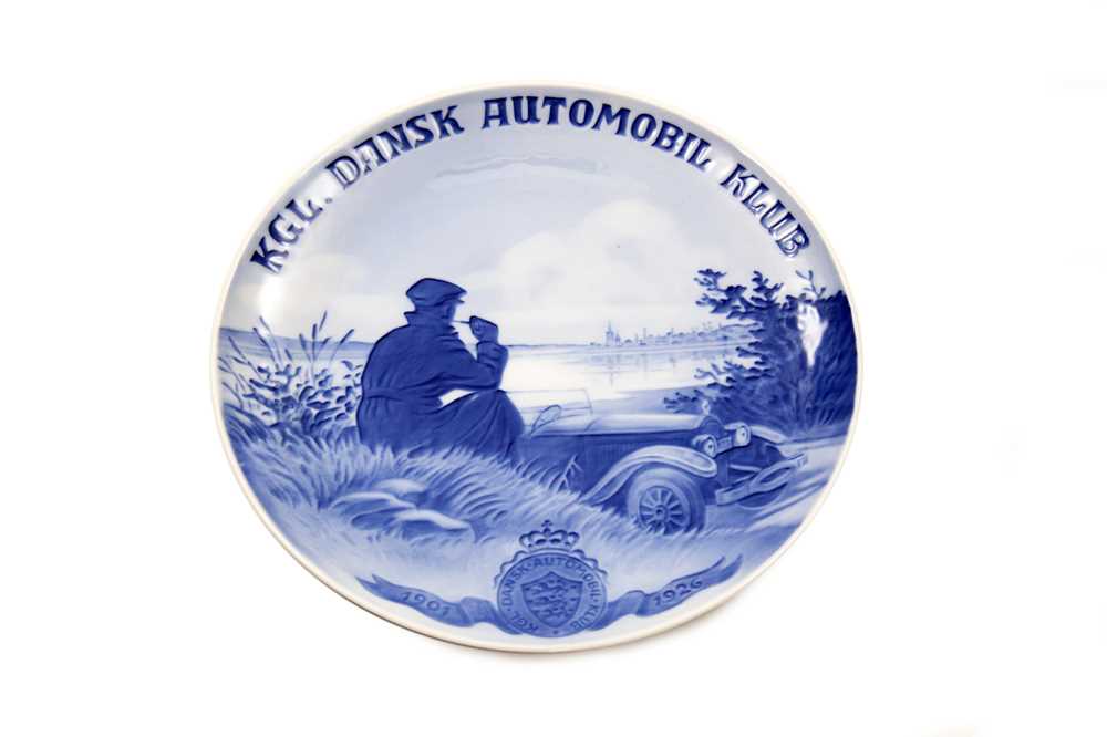 Lot 12 - Dansk Automobil Klub (1901-1926) Royal Copenhagen Ceramic Plate