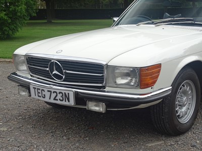 Lot 12 - 1975 Mercedes-Benz 450 SL