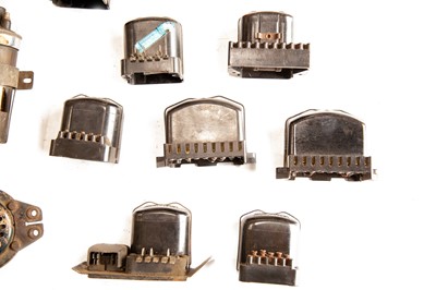 Lot 290 - Assorted Vintage Electrical Components