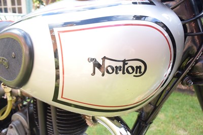 Lot 29 - 1953 Norton ES2