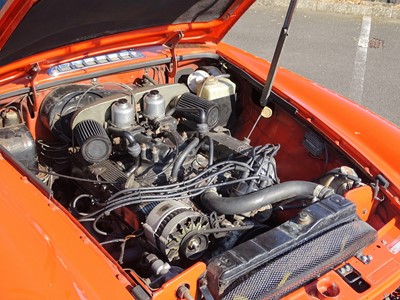 Lot 62 - 1973 MG B GT V8