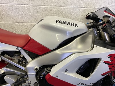 Lot 68 - 1998 Yamaha R1