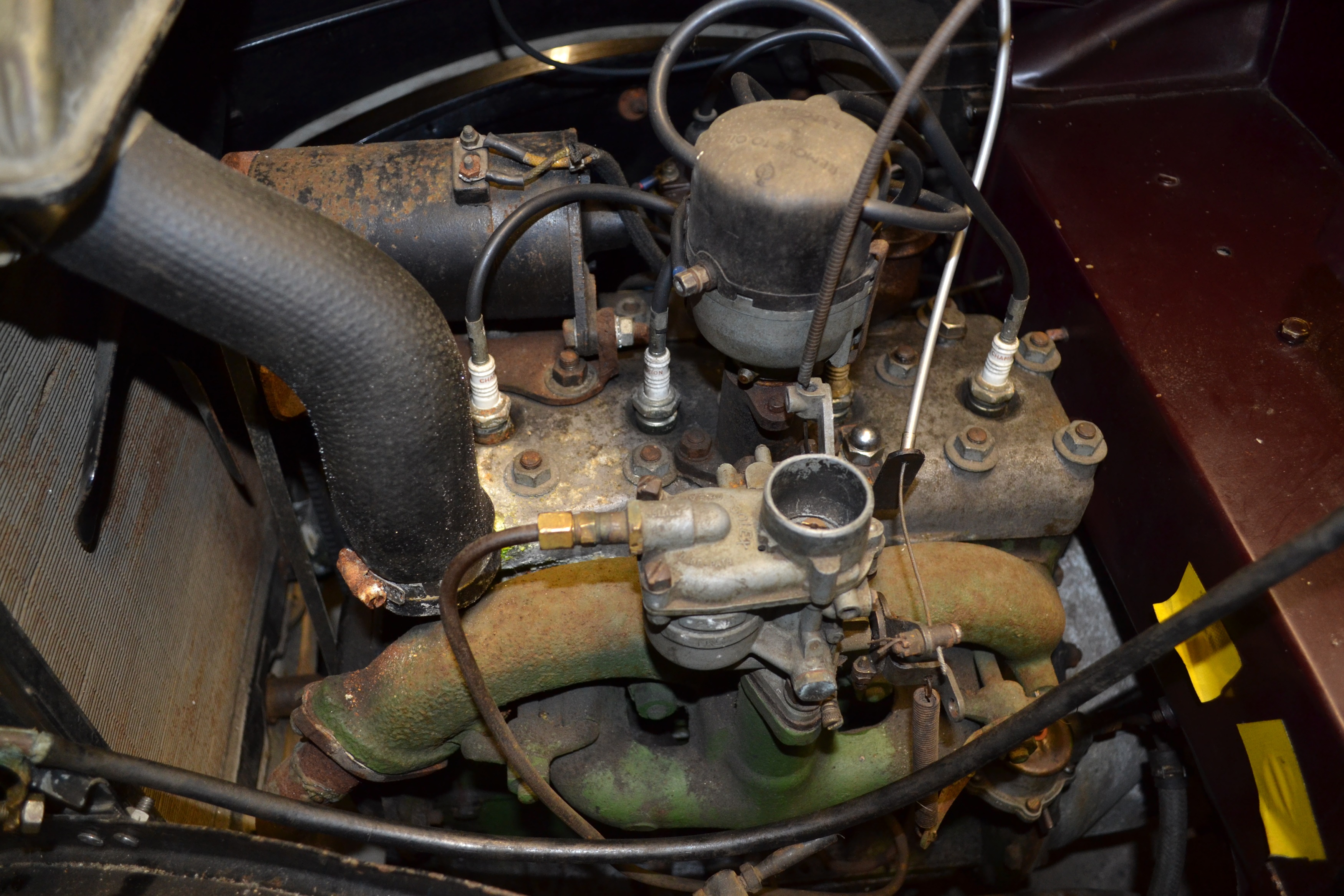 Lot 319 - 1946 Standard