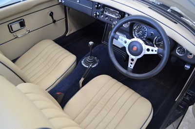 Lot 73 - 1971 MG B Roadster