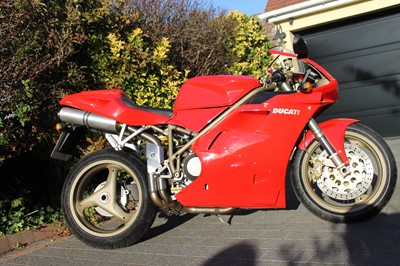 Lot 83 - 1998 Ducati 916