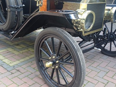 Lot 76 - 1909 Ford Model T Town Car