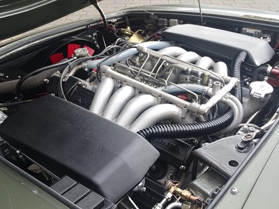 Lot 66 - 1972 Aston Martin V8