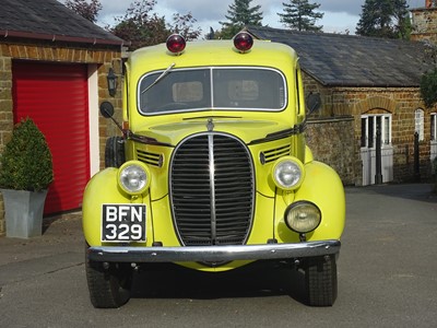 Lot 35 - 1939 Ford 91C V8 Ambulance
