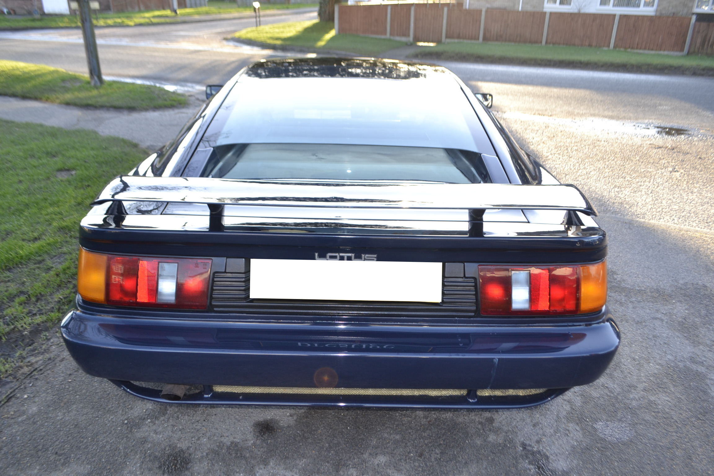 Lot 45 - 1988 Lotus Esprit Turbo