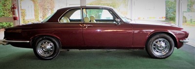 Lot 44 - 1976 Daimler Sovereign 4.2 Series II Coupe