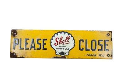 Lot 117 - Shell ‘Please Close’ Enamel Sign / Plaque
