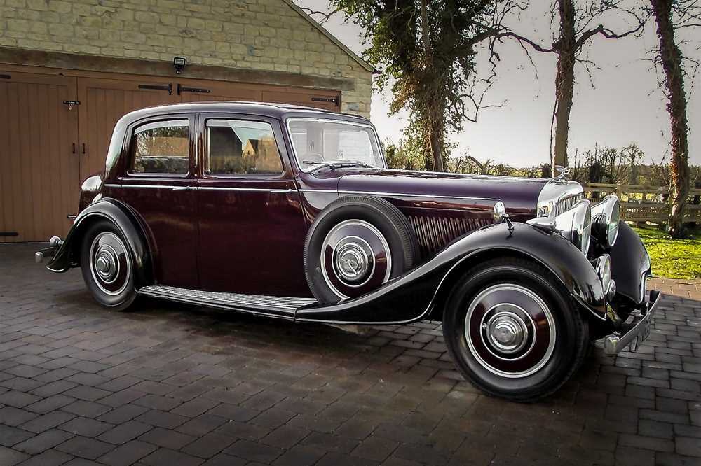 45 - 1937 Bentley 4.25 Litre Sports Saloon