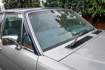 ROLLS ROYCE Silver Spirit 19801999 rear windscreen windshield glass   Crucial Parts
