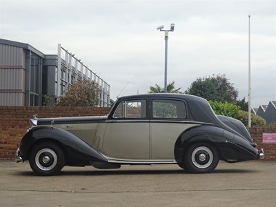 Lot 61 - 1954 Bentley R-Type Saloon