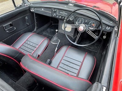 Lot 59 - 1969 MG B Roadster