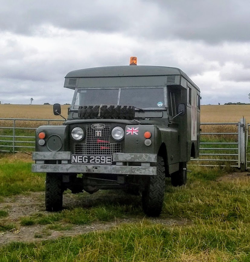 Land Rover 109 Ambulance sur Autoscout24